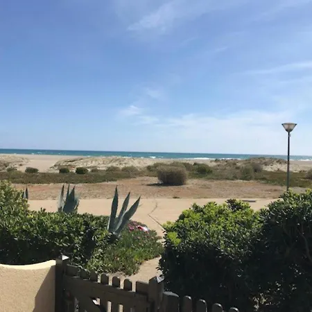 T2, 4 Pers, Face A La Mer, Terrasse, Parking Prive, A 400m Des Commerces, Devant! - Fr-1-81-462
