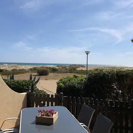 T2, 4 Pers, Face A La Mer, Terrasse, Parking Prive, A 400m Des Commerces, Devant! - Fr-1-81-462 * Leucate
