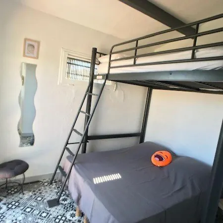 T2, 4 Pers, Face à La Mer, Terrasse, Parking Privé, à 400m Des Commerces, Devant! - Fr-1-81-462